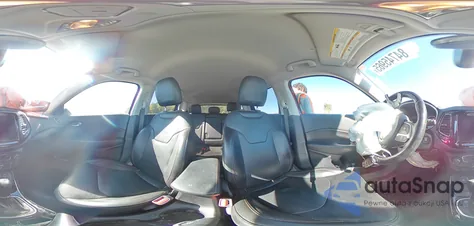 2020 Jeep Compass Limited z USA, uszkodzony, nr VIN 3C4NJDCB2LT244800